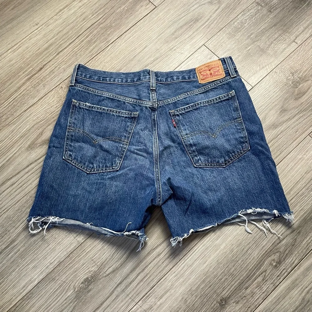 Levi's Shorts‎ - Picture 2 of 8